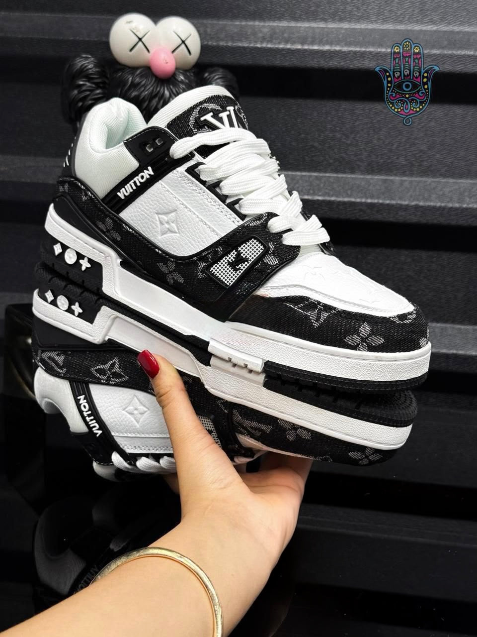 Lv Trainer